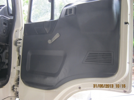 เบอร์เจ้าของ 087-7864923ขายรถบรรทุกหกล้อฮีโน่หัวสิงห์ไฮเทคยาว7.20เมตรต้องการขายด่วนเลยถูกๆๆ