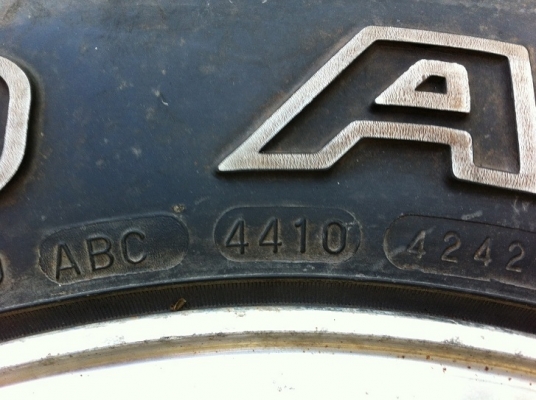 ปล่อยล้อแม๊กซ์ไทเกอร์พร้อมยาง AT ขอบ 15 &ndash; 8000 บาท