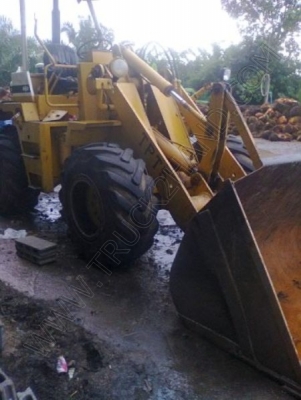 รถตักล้อยาง ยี่ห้อ KOMATSU รุ่น 507