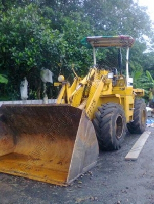 รถตักล้อยาง ยี่ห้อ KOMATSU รุ่น 507