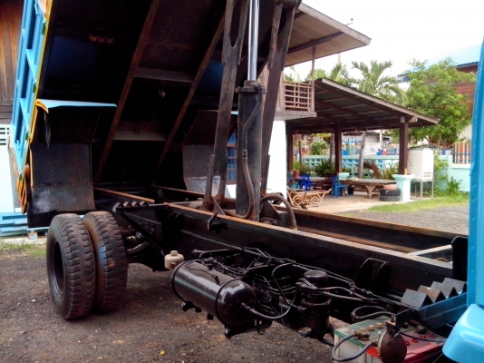 ขาย ROCKY  FRR12FA  เครื่อง 6HE1  195แรง ปี48 ดั้มยาว 5.3 เมตร