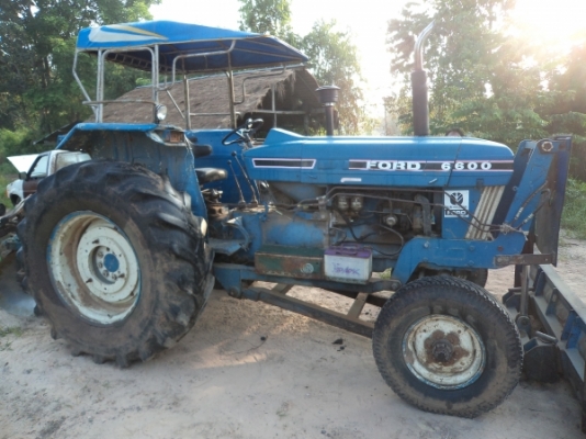 FORD 77 เครือง T5  อุปกรณ์ผาน2ชุด เอกสารสัญญาซื้อขาย