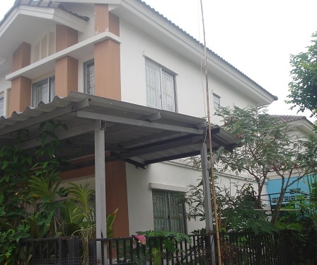 ขอขายบ้านทาวเฮาท์ สองชั้น