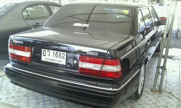 ขายรถยนต์