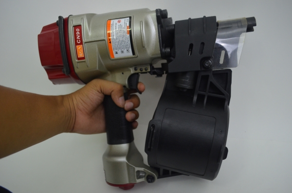 ปืนยิงตะปูราคาถูกเพียง 16,000 บาท แถมลูก 1 ม้วน จำนวนจำกัด