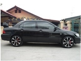 Misubishi Cedia 1600CC