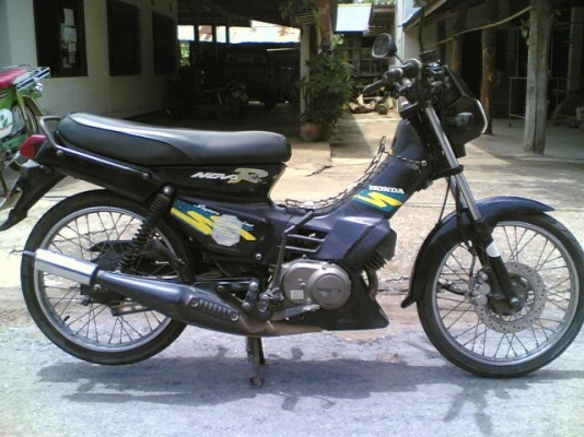 ขายHonda NovaR ทะเบียนพร้อมชุดโอนเดิมแห้งๆสมบูรณ์มากครับรถพร้อมใช้งาน ขาย 5900 บาท