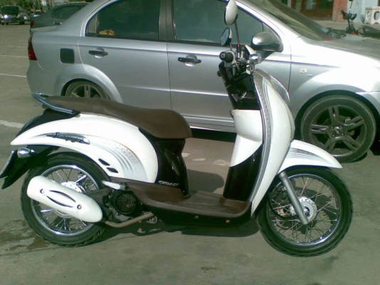 Scoopy &ndash; i ลายคลาสสิค ปี 2554 รถสวยจริง สนใจลดได้
