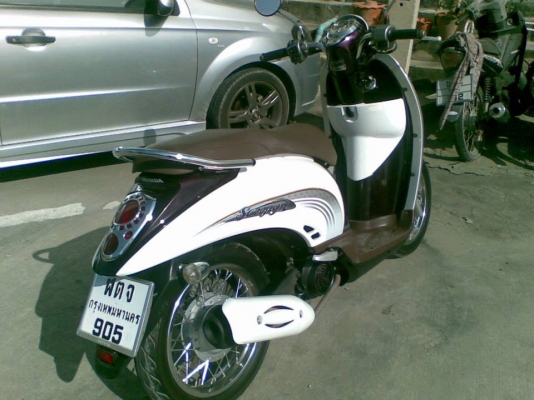Scoopy &ndash; i ลายคลาสสิค ปี 2554 รถสวยจริง สนใจลดได้