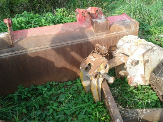 ขายบุ้งกี้รถjcb