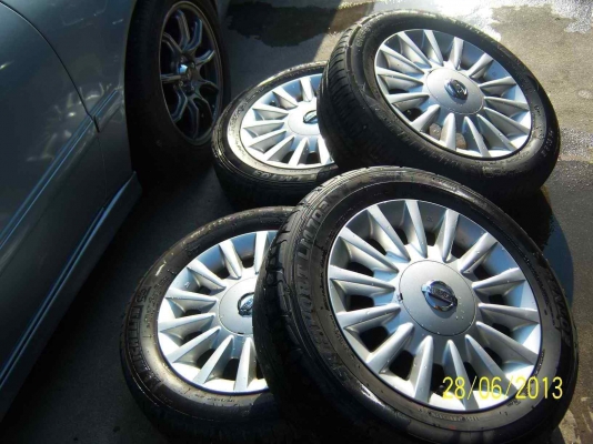 ขายแม็ก นิสสันทีน่า พร้อมยาง ขอบ 15