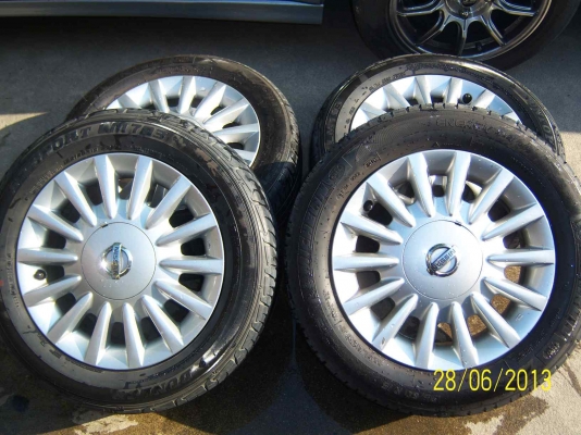 ขายแม็ก นิสสันทีน่า พร้อมยาง ขอบ 15