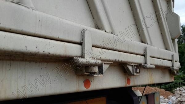 หางพ่วงดั๊มพ์ สามมิตร ลอนเฉียง หางพ่วงดั๊มพ์ สามมิตร ลอนเฉียง