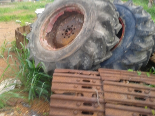 ขายยางJCBพร้อมกะทะ