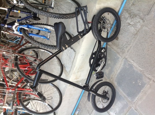 รถจักรยานสามเหลี่ยม