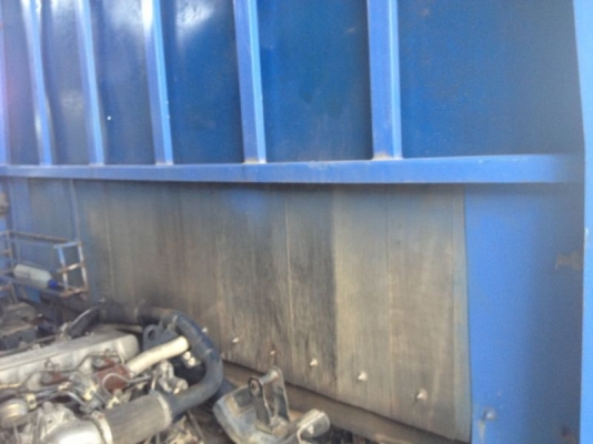 รถอิซูซุ 6 ล้อ รั้ว 130 แรงม้า ปี 48  สนใจติดต่อ 081 - 6079515