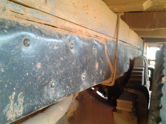 ***ขายแล้วครับขอบคุณ Truck2hand ***ปรับราคา ขาย 10ล้อหัวยาว2เพลาไม่ดั๊ม ช่วงล่างใหญ่ๆ ISUZU TX 165HP เครื่อง6BD1 165HP แห้งดี แรงไม่หลวม แปลงเกียร์สายสั้น พ.ธรรมดา คานหน้าใหญ่ ช่วงล่าง2เพลาใหญ่ ของJUMBO คัสซีดี ไม่ผุ มีเก็บงานมาบ้าง สโลวอินเตอร์4สปีด กระบ