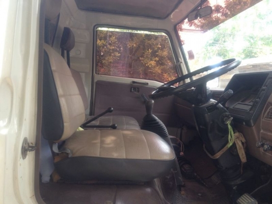 รถฮีโน่ 6 ล้อดั้ม KM777 117 แรงม้า สนใจติดต่อ 081 - 6079515 รถฮีโน่ 6 ล้อดั้ม KM777 117 แรงม้า สนใจติดต่อ 081 - 6079515