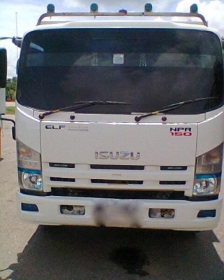 รถอิซูซุ 6 ล้อดั้ม NPR 150 แรงม้า ปี 53  รถวิ่ง 70,xxx กม.  สนใจติดต่อ 081 - 6079515
