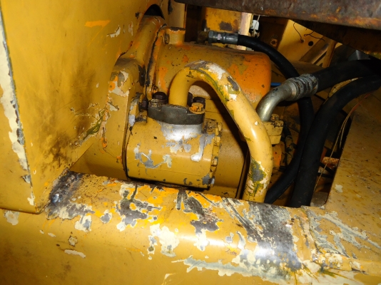 ต้องการขายรถตัก komatsu510 กรองคู่ แขนยาว