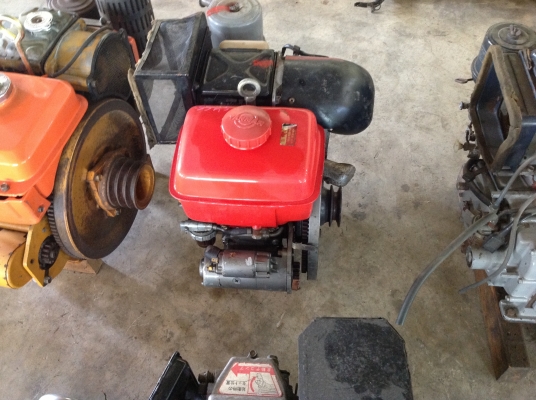 ขายเครื่องยันม่าร์สูบเดียวเก่าญี่ปุ่น ขนาด 5 แรงม้า ควงได้ สตาร์ดกุญแจได้