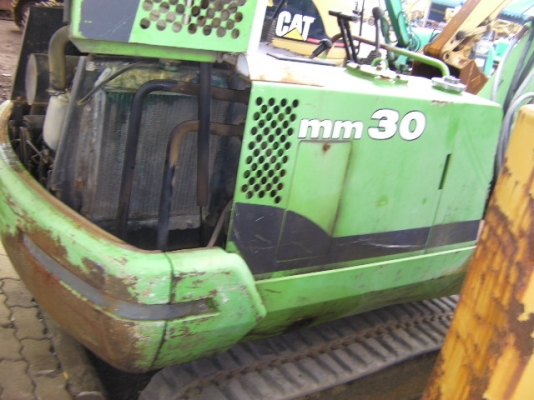 แม๊คโคมิชูบิชิmm30เครื่อง3สูบลแท๊กยาง สภาพพร้อมใช้เก่านอกราคา270,000บาท