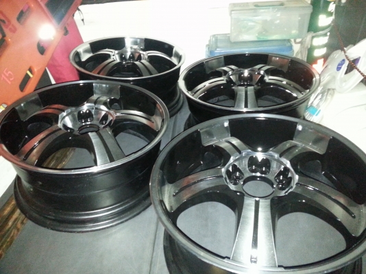 max lenso18&times;8"ลดราคา