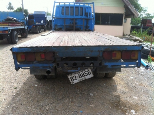 6 ล้อพื้นเรียบ  jcm ยาง 900-20 ต่อรองได้สู้เท่าไหร่ จัดให้