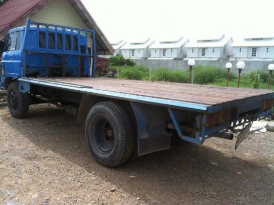 6 ล้อพื้นเรียบ  jcm ยาง 900-20 ต่อรองได้สู้เท่าไหร่ จัดให้