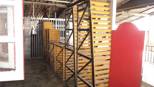 สะพานล้างรถ ซ่อมรถ