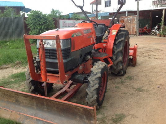 ปัญญาแทรคเตอร์มาแล้ว...จัดมาให้ครับ คูโบต้า L4508 พร้อมใบมีดตราช้าง โรตาลี่ ตราช้าง สภาพสวยแบบเดิมๆคับ