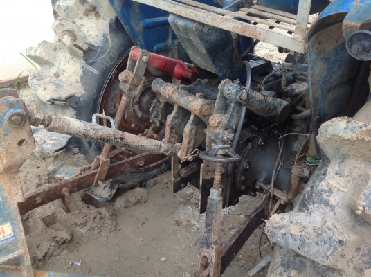 ปัญญาแทรคเตอร์มาแล้ว...จัดมาให้ครับ อีเซกิ TS 3510 ใบมีดและผาน 6