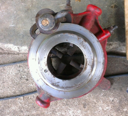 Sell> ตัวต๊าปเกลียวมือ REX 4" นิ้ว 117R ใช้นอกสถานที่ครับ ต๊าปโดยไม่ต้องใช้มอเตอร์ครับ ยังไม่เคยผ่านการใช้งานครับ