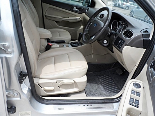 FORD FOCUS 1.8 AUTO ปี 2009 รถสวยมือเดียวออกห้าง ผู้หญิงใช้ FORD FOCUS 1.8 AUTO ปี 2009 รถสวยมือเดียวออกห้าง ผู้หญิงใช้