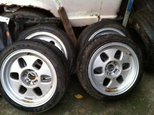 ขายล้อเเม็กซ์ เบน ขอบ 17 มี 2 ชุด ขายล้อเเม็กซ์ เบน ขอบ 17 มี 2 ชุด