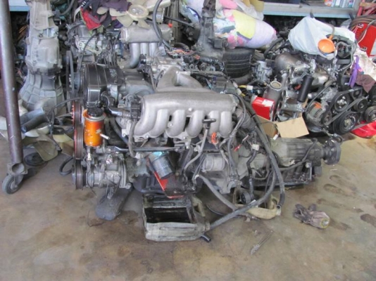 ขายเครื่องพร้อมเกียร์ 2J-ge ฝาดำ แคร๊งหลังหายากจริงๆไม่แพง