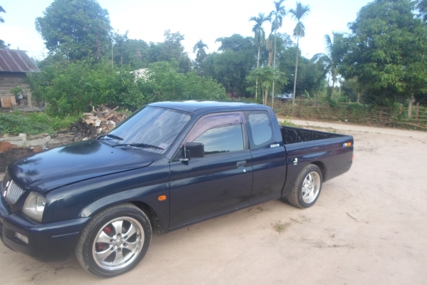 ขาย MITSUBISHI STRADA