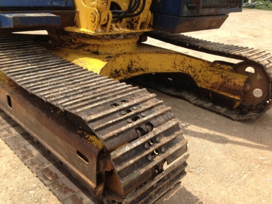 ขายรถแบคโฮ KOMATSU PC120-5 มี VDO ระบบไฟฟ้าเต็ม รถนอกนำเข้าสภาพสวย สนใจติดต่อ 089-8368497