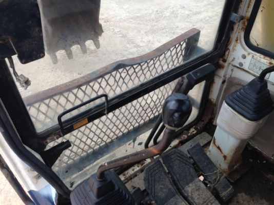 ขายรถแบคโฮ KOMATSU PC120-5 มี VDO ระบบไฟฟ้าเต็ม รถนอกนำเข้าสภาพสวย สนใจติดต่อ 089-8368497