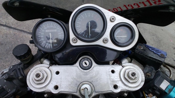 ขาย SUZUKI GSX-R 1100 1994 ขาย SUZUKI GSX-R 1100 1994