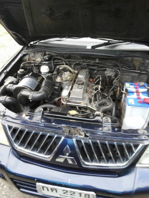 MITSU STRADA CAB4 2.8 GLX 2004