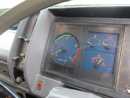 HINO 6ล้อดัมพ์ สิงห์ไฮเทค 195 แรงม้า