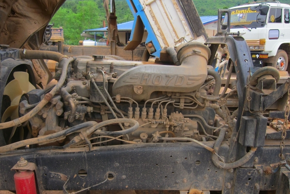 HINO 6ล้อดัมพ์ สิงห์ไฮเทค 195 แรงม้า