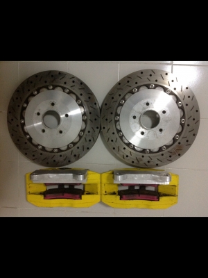 ขายปั้มเบรค DT desigk tek 6 พอตร์ ใหญ่ขนาดประมาณ 370 มิน ขายปั้มเบรค DT desigk tek 6 พอตร์ ใหญ่ขนาดประมาณ 370 มิน