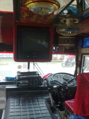 ขายรถบัสราคาถูกจำนวนมาก