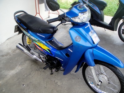 ขายเวฟ 100 ทะเบียนไม่ขาดต่อ