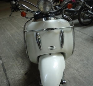 ขาย Honda Joker ประกอปใหม่ เครื่องดี สตาร์ทติดง่ายครับผม  รถพร้อมใช้ เครื่อง 50cc. มีสตาร์ทมือ ระบบไฟติดครบ ขี่เล่นได้เลยครับ