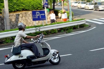 ขาย Honda Joker ประกอปใหม่ เครื่องดี สตาร์ทติดง่ายครับผม  รถพร้อมใช้ เครื่อง 50cc. มีสตาร์ทมือ ระบบไฟติดครบ ขี่เล่นได้เลยครับ