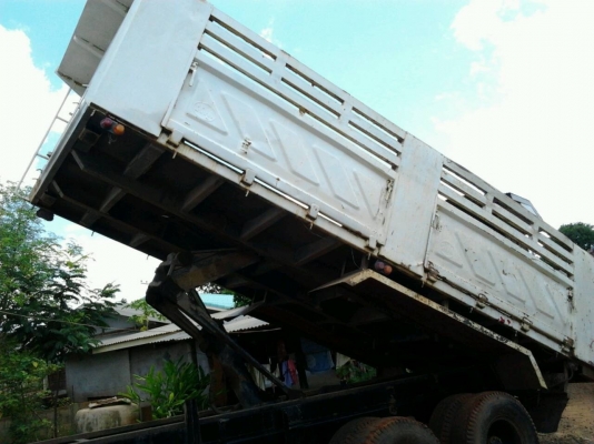 ขายด่วน กระบะดั๊มพ์เหล็ก 12 ตันของสามมิตรลอนเฉียงสภาพสวย พร้อมชุดอุปกรณ์อะไหล่ครบทุกชิ้น ราคาต่อรองได้นะครับ ขายด่วน กระบะดั๊มพ์เหล็ก 12 ตันของสามมิตรลอนเฉียงสภาพสวย พร้อมชุดอุปกรณ์อะไหล่ครบทุกชิ้น ราคาต่อรองได้นะครับ