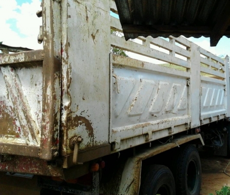 ขายด่วน กระบะดั๊มพ์เหล็ก 12 ตันของสามมิตรลอนเฉียงสภาพสวย พร้อมชุดอุปกรณ์อะไหล่ครบทุกชิ้น ราคาต่อรองได้นะครับ ขายด่วน กระบะดั๊มพ์เหล็ก 12 ตันของสามมิตรลอนเฉียงสภาพสวย พร้อมชุดอุปกรณ์อะไหล่ครบทุกชิ้น ราคาต่อรองได้นะครับ